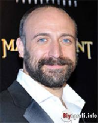 Halit Ergenç