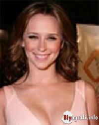 Jennifer Love Hewitt