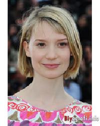 Mia Wasikowska