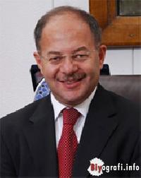 Recep Akdağ