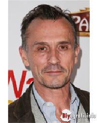 Robert Knepper