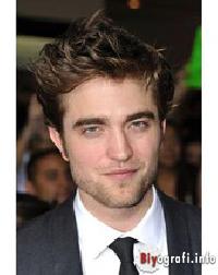 Robert Pattinson