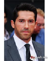 Scott Adkins